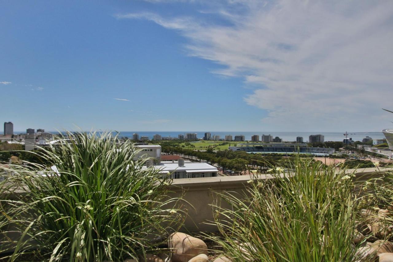 Cape Royale 1 Bedroom Luxury Apartments With Mountain View Città del Capo Esterno foto